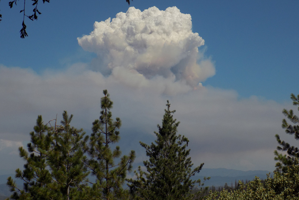 Ferguson Fire from Greeley Hill by David Jigour 2
