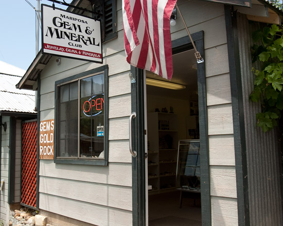 Front-of-Shop