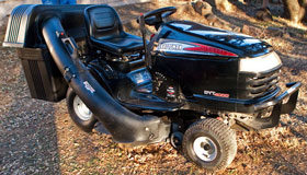 craftsman-lawn-tractor-front