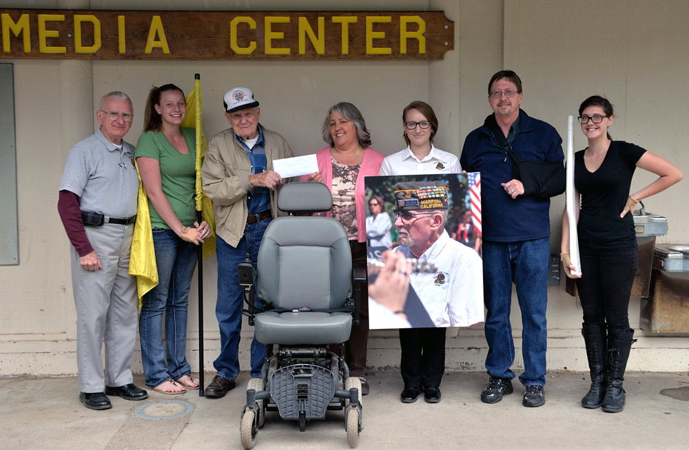 Grizzly Band Donates