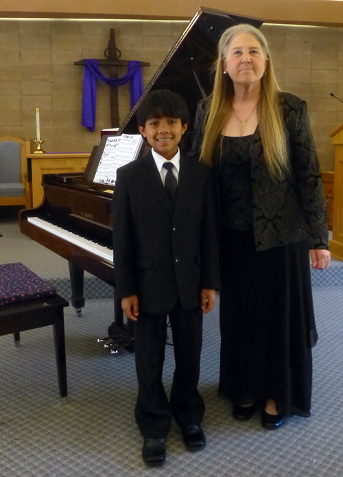 JonahPianoConcertMissGail-2