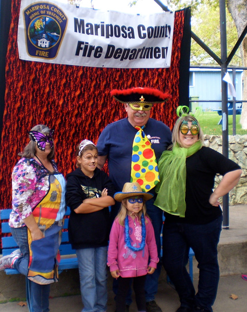 MCFD Kilner n family at picnic