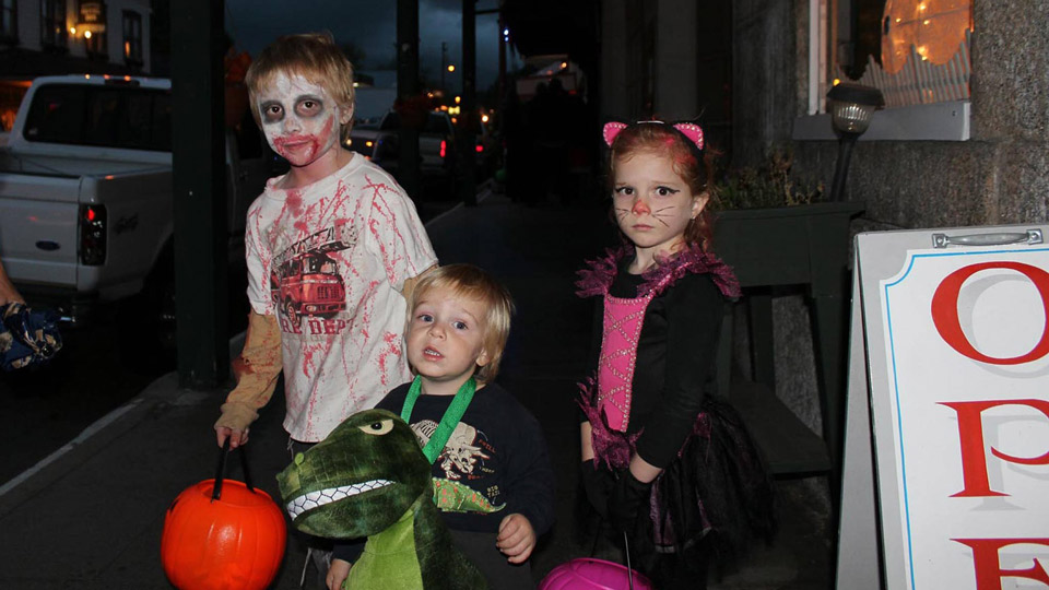 mariposa county halloween