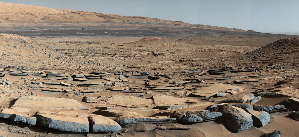 mars curiosity rover gale crater beauty shot pia19839 br2