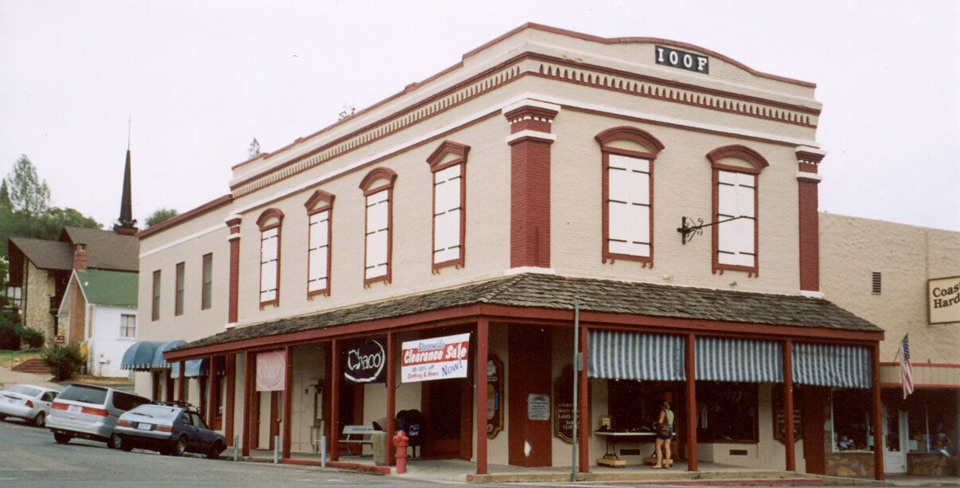 IOOF lodge mariposa 2004 d