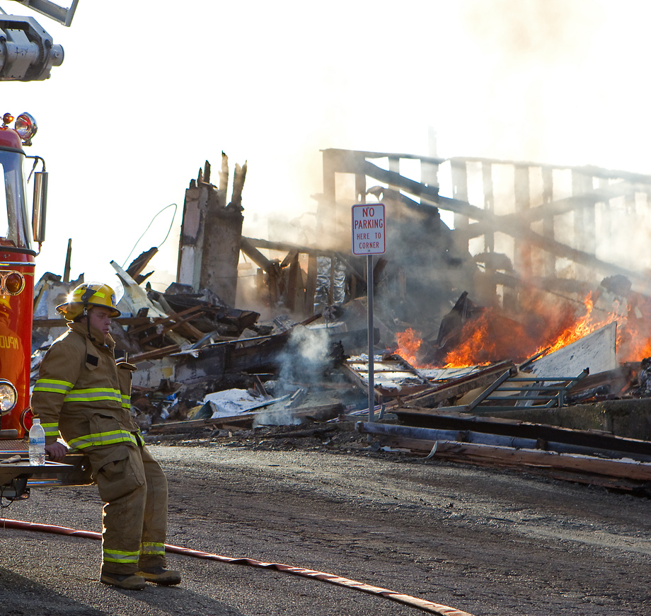 mariposa pizza factory fire 4