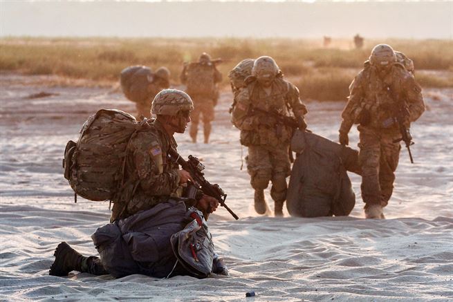 us army photo by sgt lauren harrah paratroopers in poland
