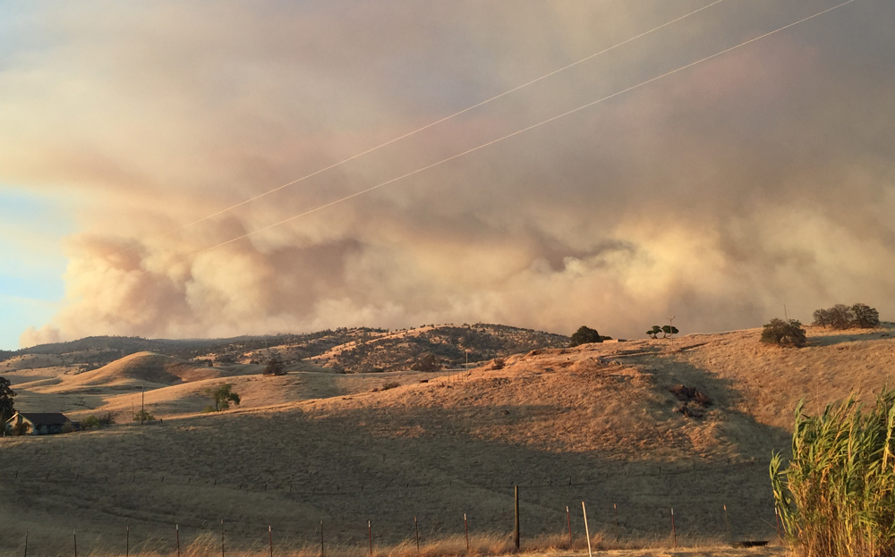 detwiler fire mariposa county monday evening 2 credit barbara milazzo