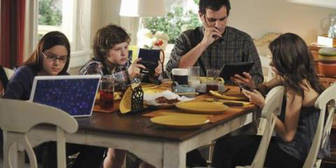 Sierra Tel modern family tech use