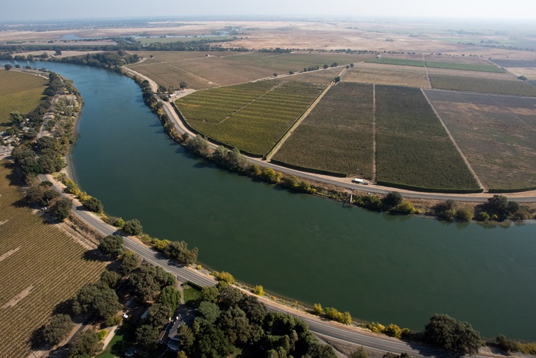 KG delta aerials 6678 11 01 17