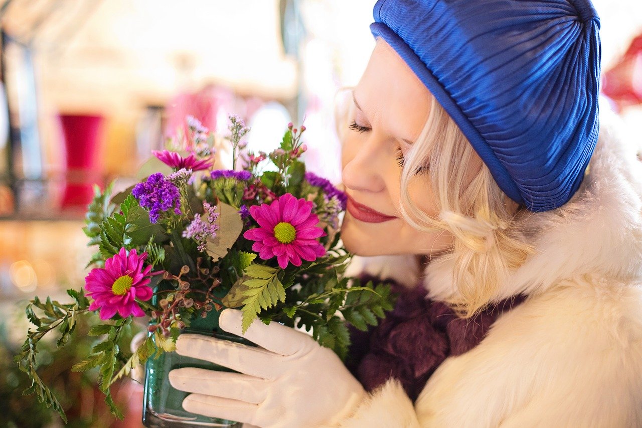 flower shop 4013863 1280