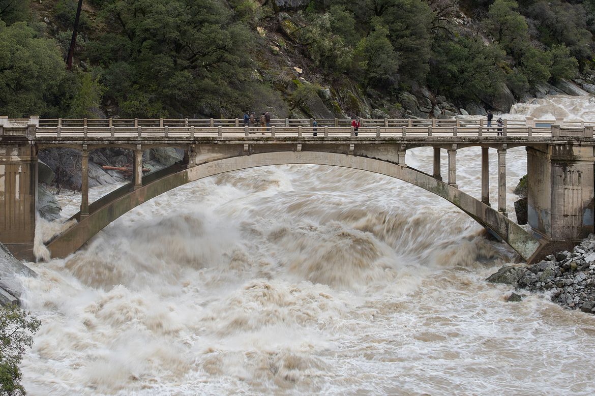Bridge+over+flooded+river+Kelly+M.+Grow+California+Department+of+Water+Resources hero
