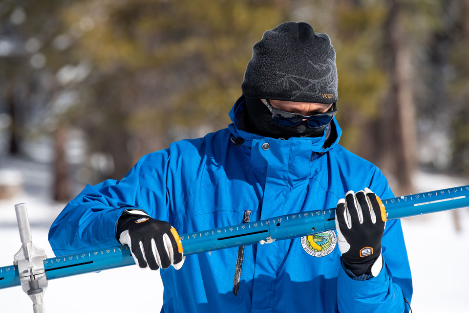 KG snow survey 0749 12 30 20