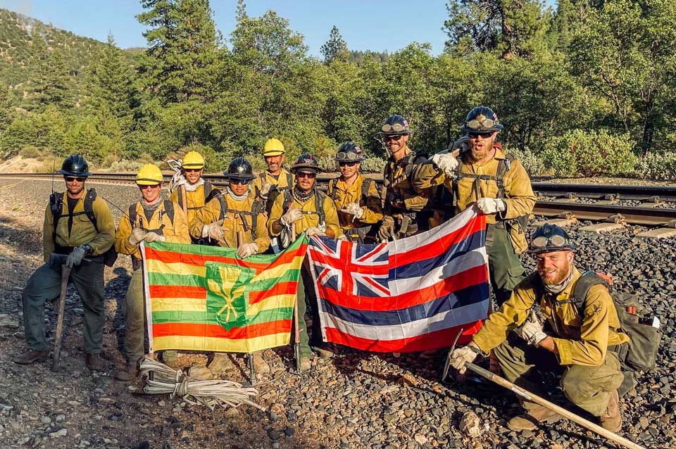 Dixie Fire VolcanoesNationalParkEngineCrew