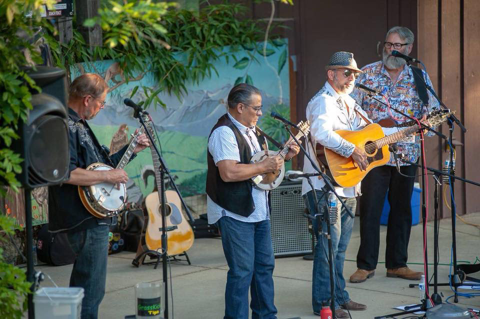 The Grasskickers