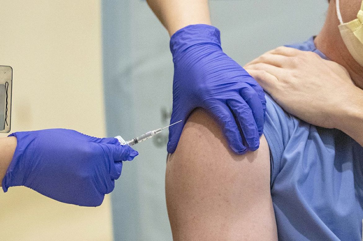 Person+getting+vaccine+shot hero