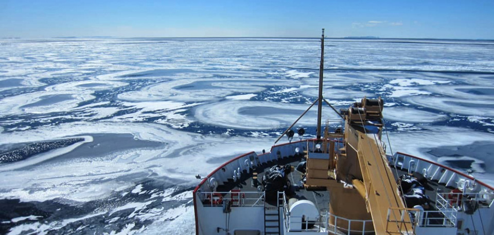 Ice cover on Lake Superior Great Lakes USCG ice breaker Mackinaw NOAA photo
