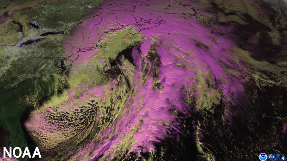 20220129 noreaster daysnowcloudlayers