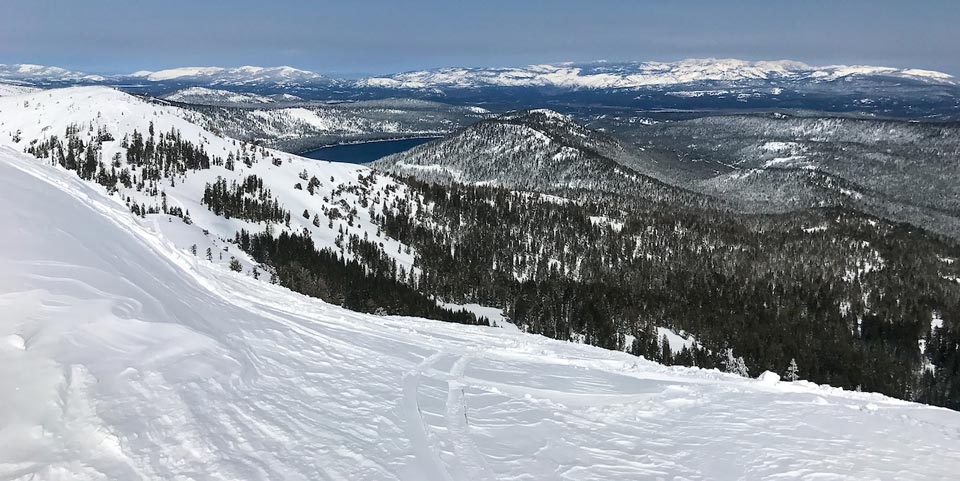 KG snowpack 0068 04 09 2017