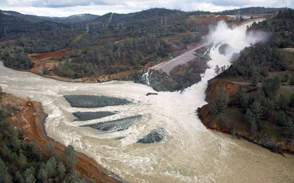 1280 DK oro spillway damage 4639 02 27 2017