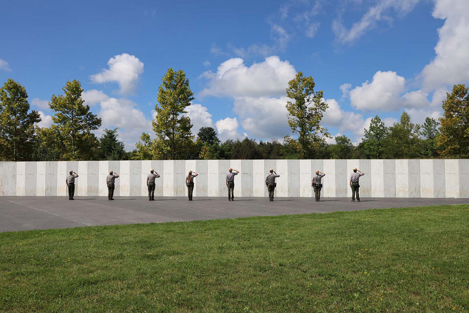 salute at the wall