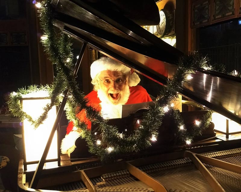 MYSO Santa Les