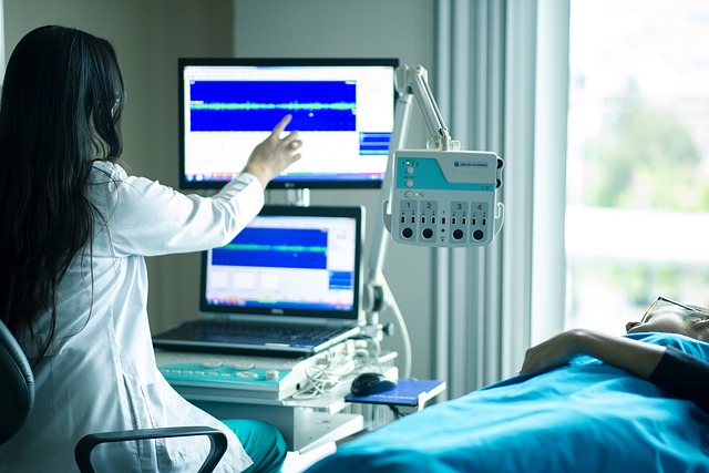 hospital medical equipment 4099429 640