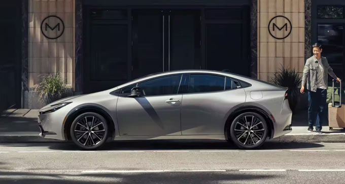 toyoto prius 2023