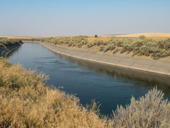 DOI canal running through central washington