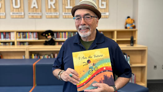 Juan Felipe Herrera book I Am the Future