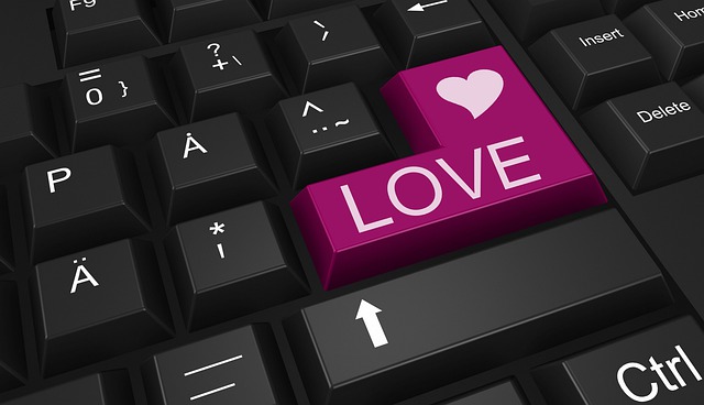 love 4368785 640 online keyboard