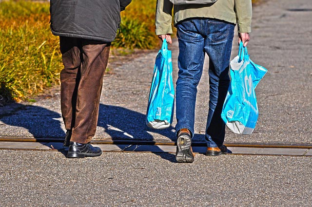 plastic bags man 3244702 640