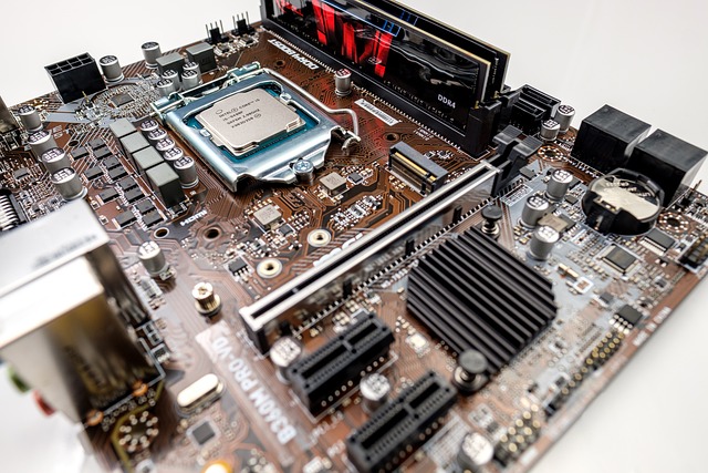 cpu 4393375 640 motherboard computer