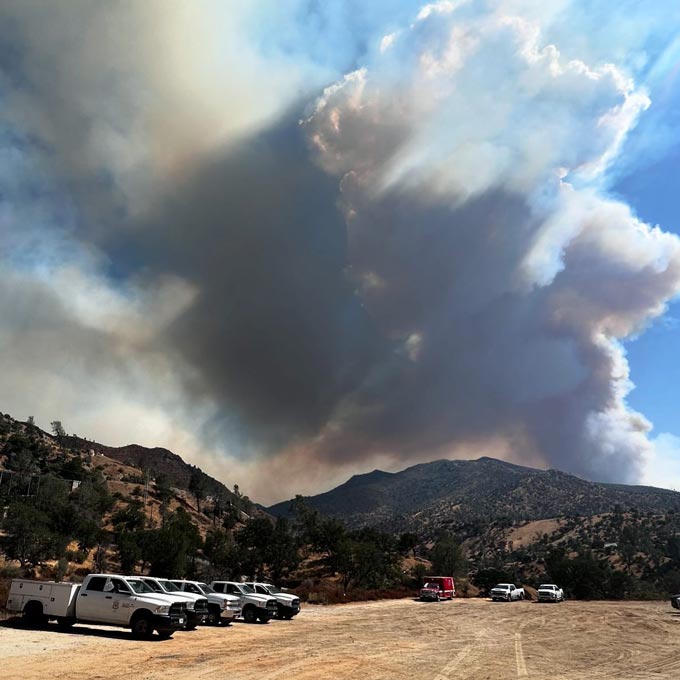 kerncountyfire728 borelfire