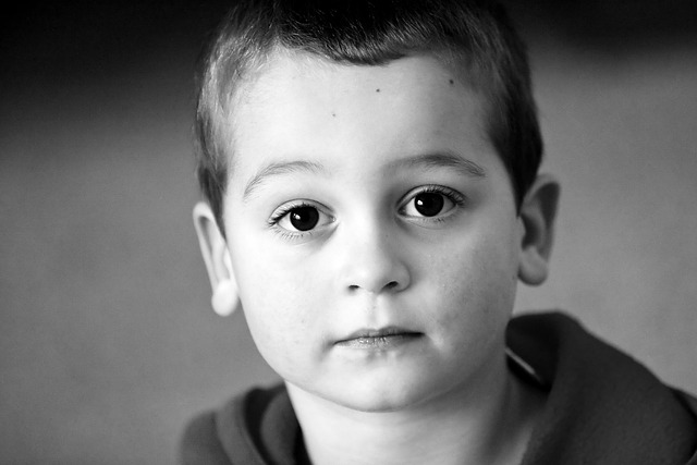 little boy 1635062 640 sad