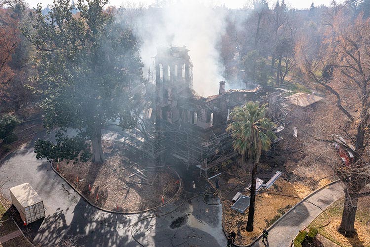 castateparks105 BidwellMansionFire MB 027