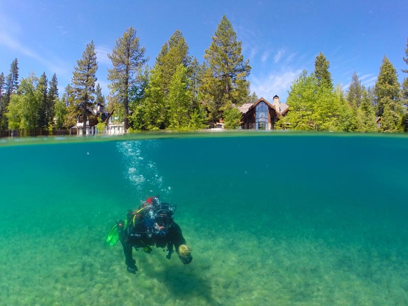 Brandon Berry samples periphyton algae while diving in Lake Tahoe's West Shore (C) Brant Allen, UC Davis TERC