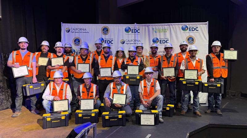 cahsr1125 CVTC 19th cohort graduates