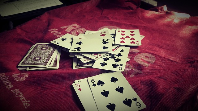 deck of cards pexels card 1868267 640